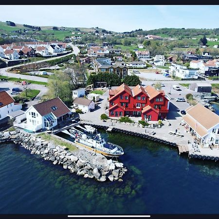 Sjoberg Hotell Og Ferie Leiligheter Østhusvik Extérieur photo