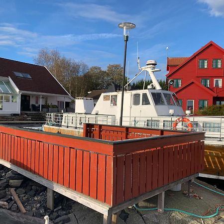 Sjoberg Hotell Og Ferie Leiligheter Østhusvik Extérieur photo