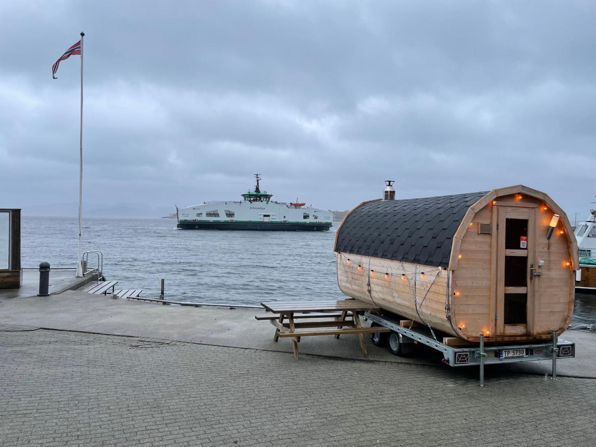 Sjoberg Hotell Og Ferie Leiligheter Østhusvik Extérieur photo