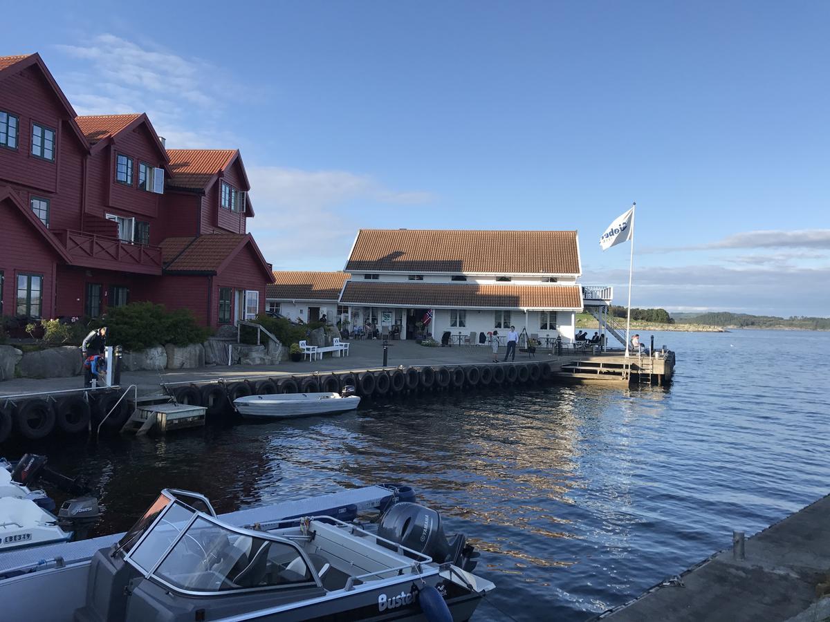 Sjoberg Hotell Og Ferie Leiligheter Østhusvik Extérieur photo